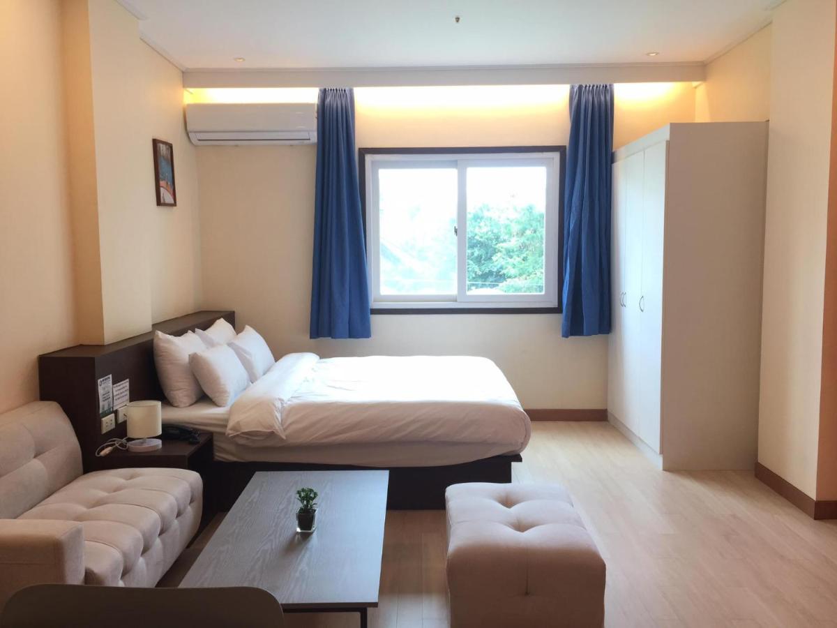 On Hotel Friendship Angeles Dış mekan fotoğraf