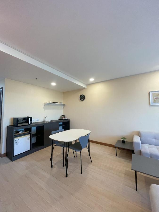 On Hotel Friendship Angeles Dış mekan fotoğraf