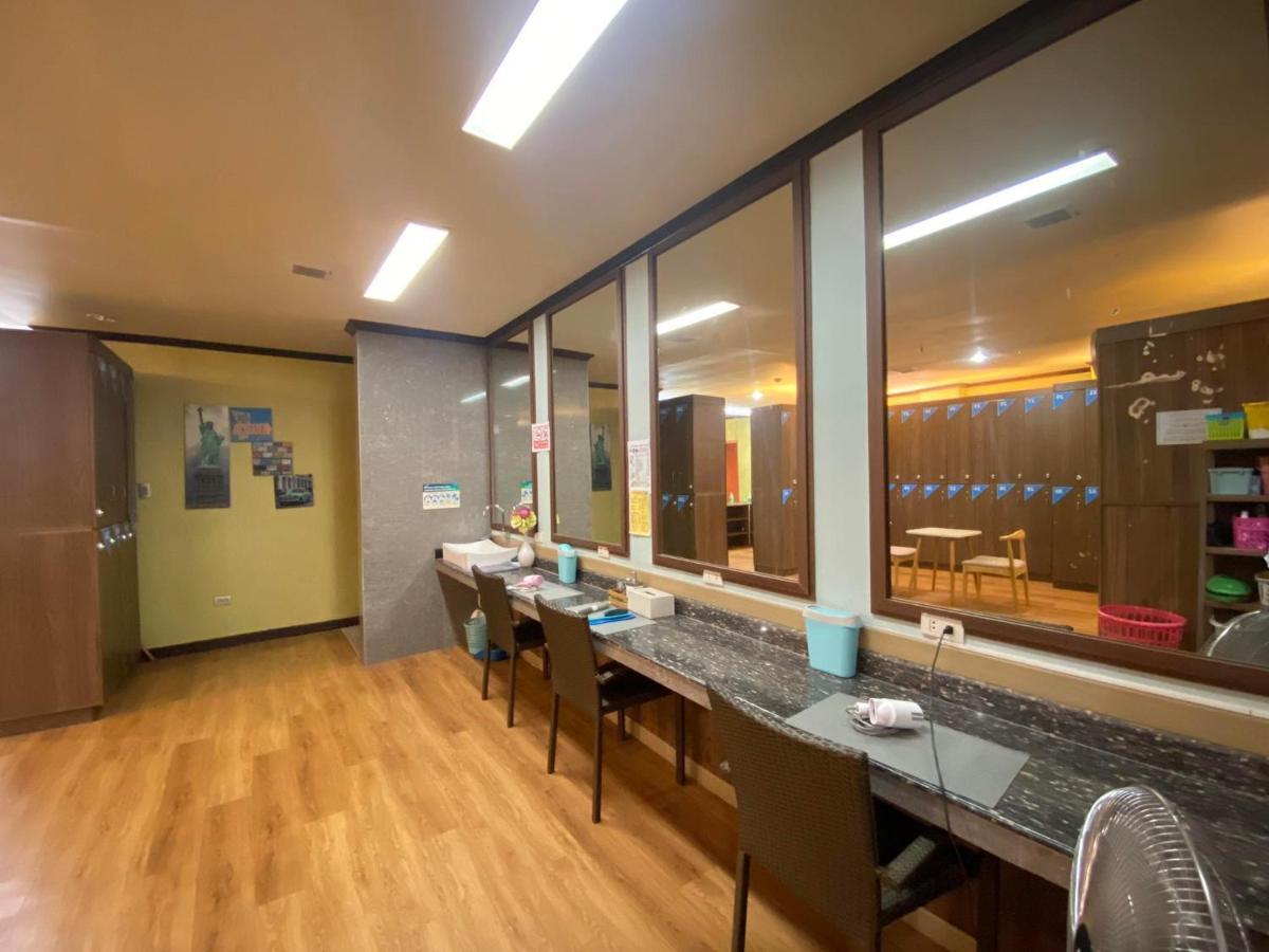 On Hotel Friendship Angeles Dış mekan fotoğraf